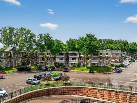 4387 Wilshire Boulevard Mound MN 55364