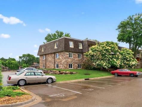 4387 Wilshire Boulevard Mound MN 55364