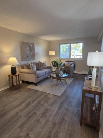 4387 Wilshire Boulevard Mound MN 55364