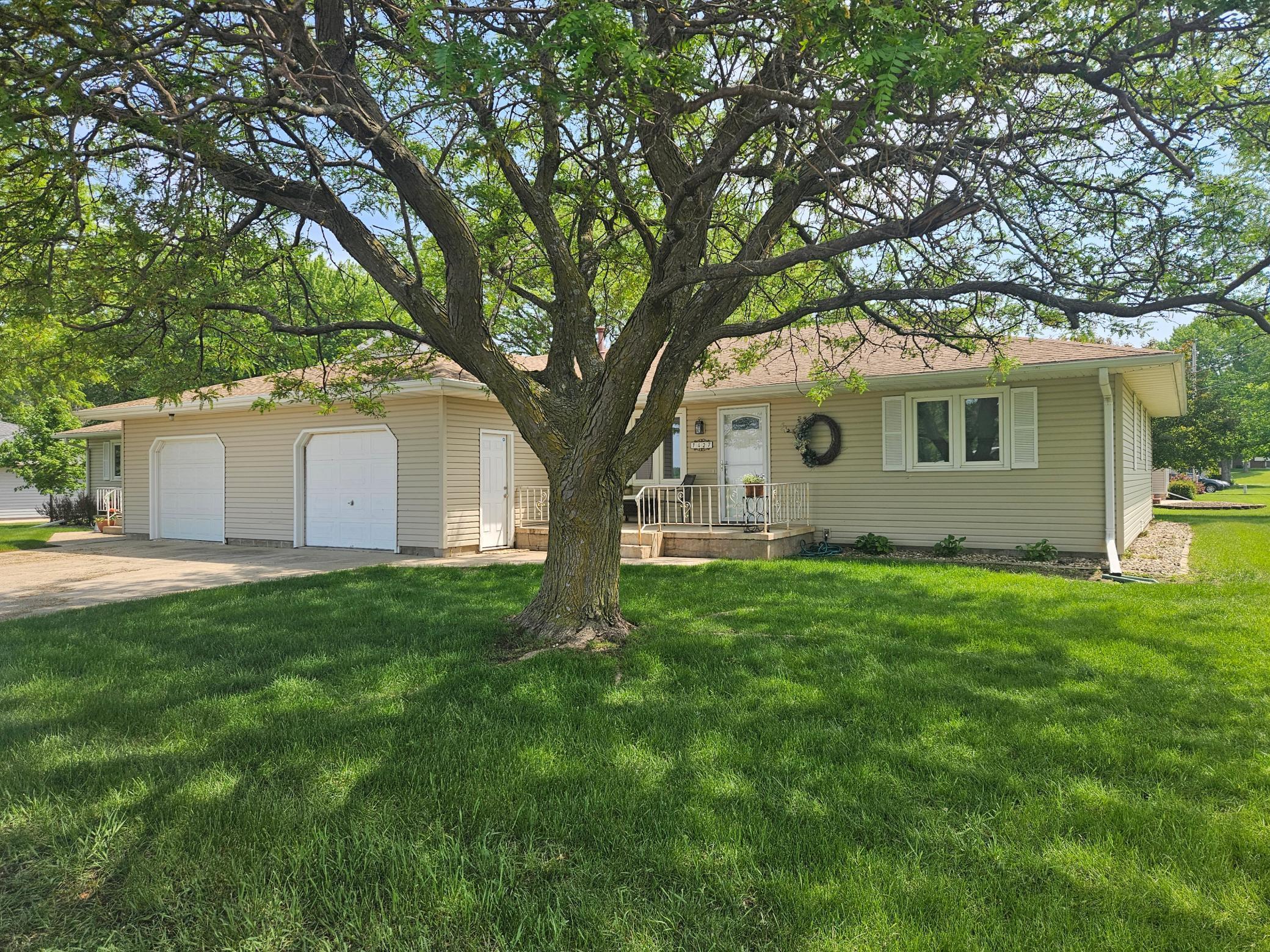 1427 Canary Drive Albert Lea MN 56007