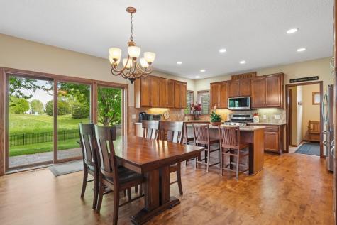 2413 Sandstone Drive Woodbury MN 55129