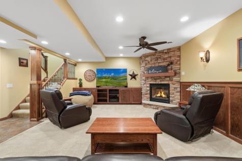 2413 Sandstone Drive Woodbury MN 55129