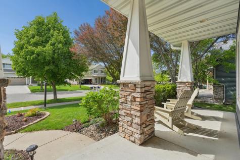 2413 Sandstone Drive Woodbury MN 55129