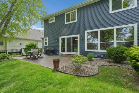 2413 Sandstone Drive Woodbury MN 55129