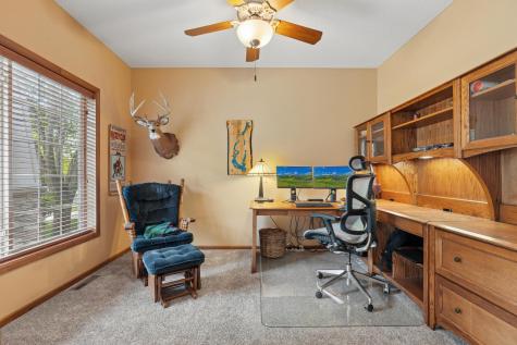 2413 Sandstone Drive Woodbury MN 55129
