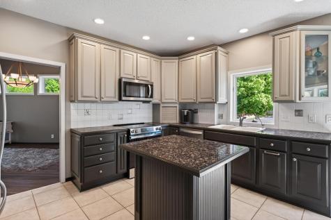 7508 W 77th Street Chaska MN 55318
