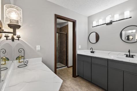 7508 W 77th Street Chaska MN 55318