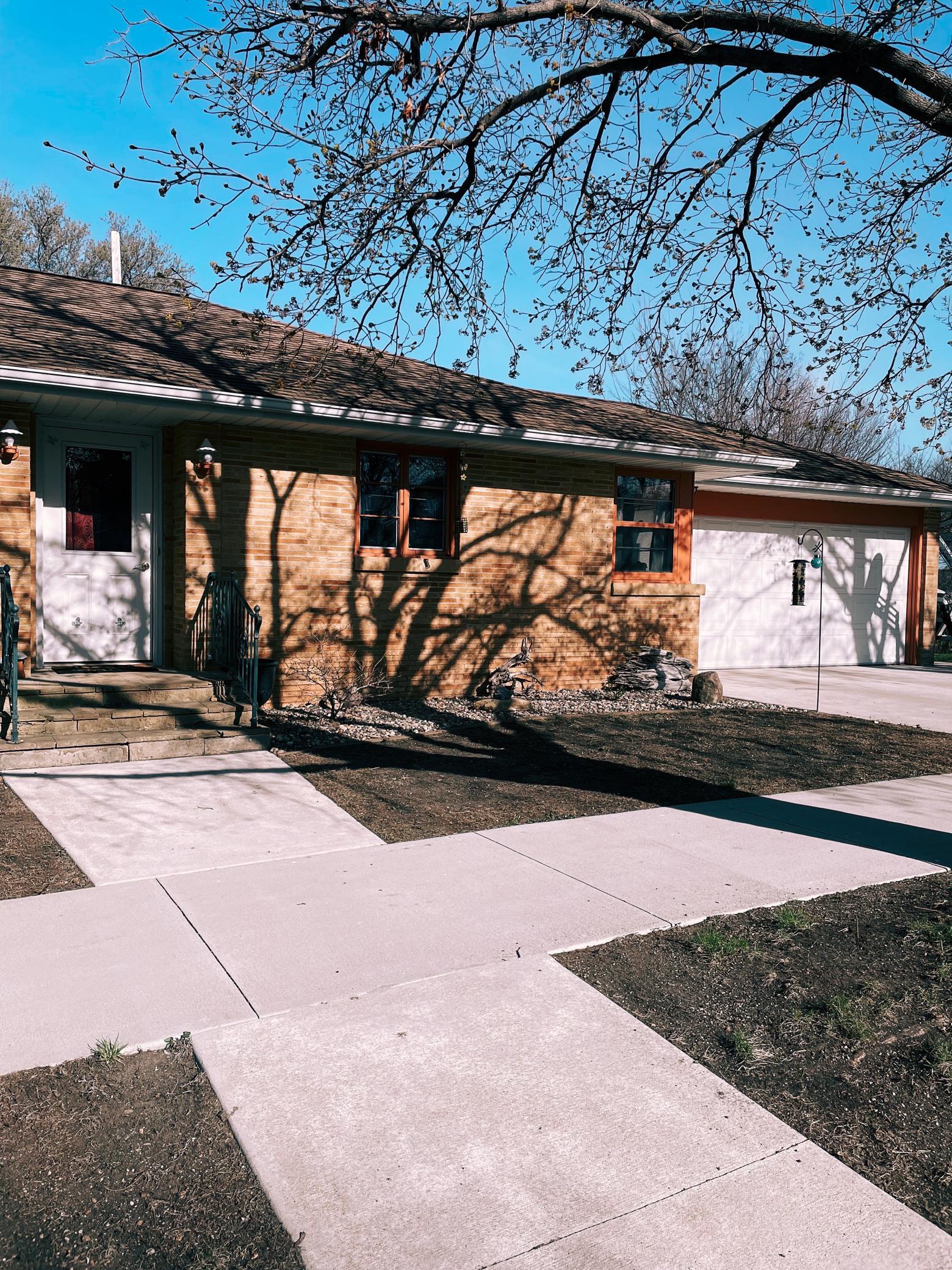 414 Park Street Jackson MN 56143