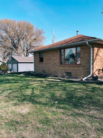 414 Park Street Jackson MN 56143