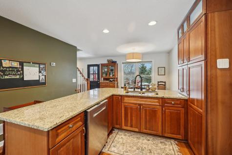 12325 49th Avenue N Plymouth MN 55442