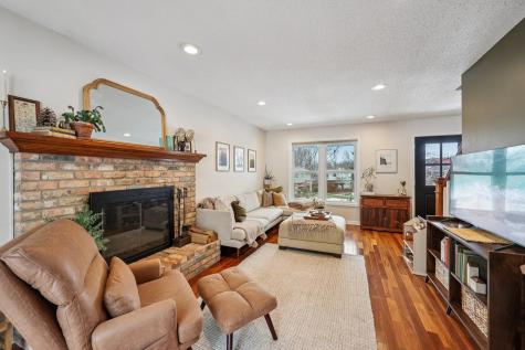 12325 49th Avenue N Plymouth MN 55442