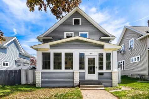 822 Smith Avenue S Saint Paul MN 55107