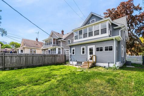 822 Smith Avenue S Saint Paul MN 55107