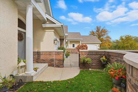 16737 49th Place N Plymouth MN 55446