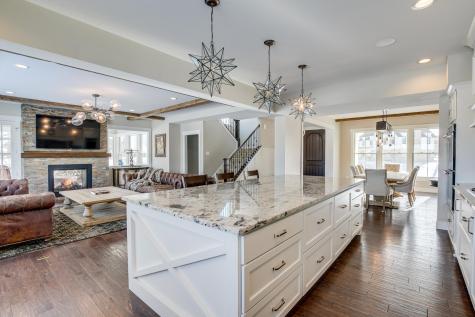 1424 Fairacre Lane SW Willmar MN 56201