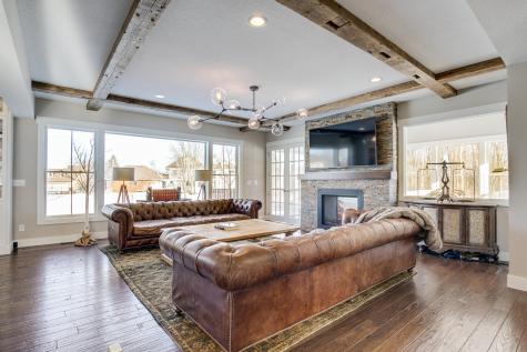 1424 Fairacre Lane SW Willmar MN 56201