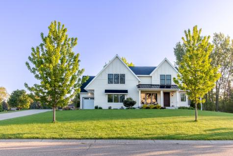 1424 Fairacre Lane SW Willmar MN 56201