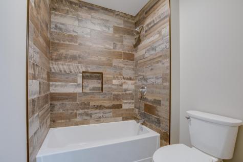 1424 Fairacre Lane SW Willmar MN 56201