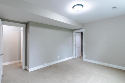 1424 Fairacre Lane SW Willmar MN 56201