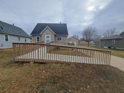 1403 11th Avenue NW Austin MN 55912