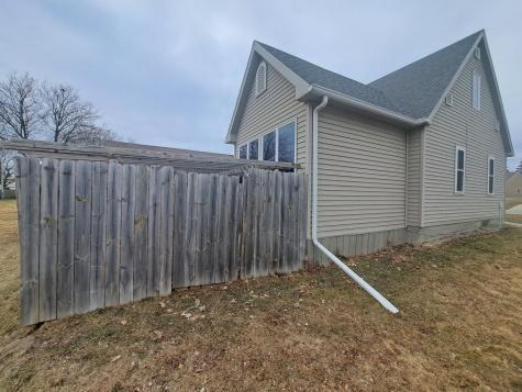 1403 11th Avenue NW Austin MN 55912