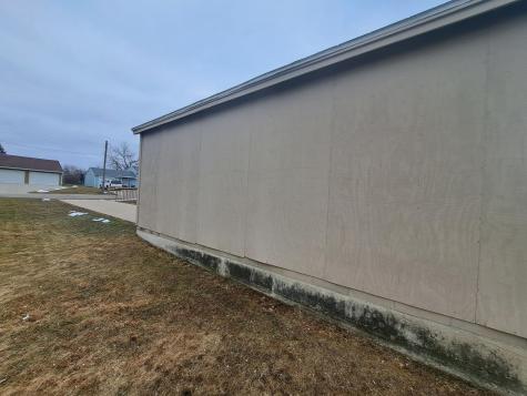 1403 11th Avenue NW Austin MN 55912