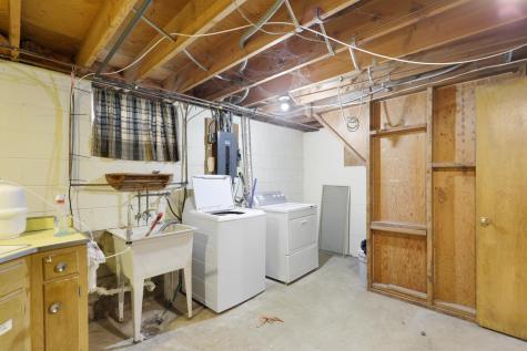 561 Bennett Drive NE Fridley MN 55432
