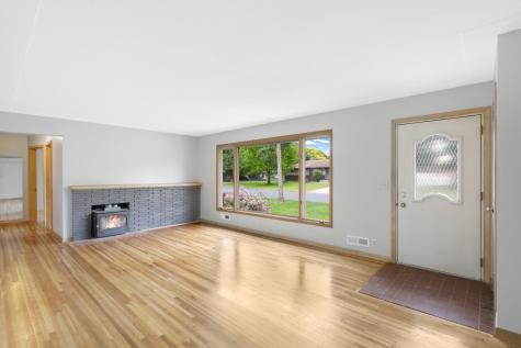 561 Bennett Drive NE Fridley MN 55432