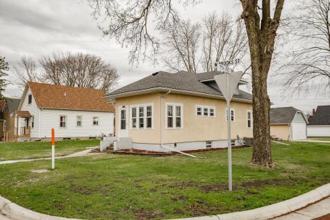612 W Brooks Street Arlington MN 55307