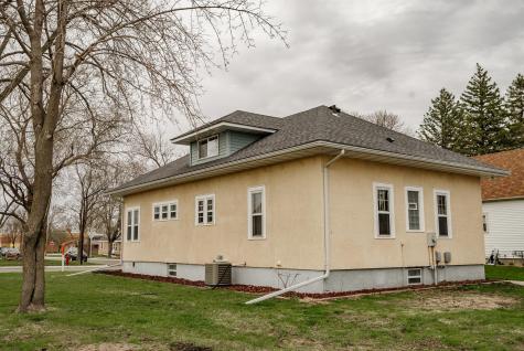 612 W Brooks Street Arlington MN 55307