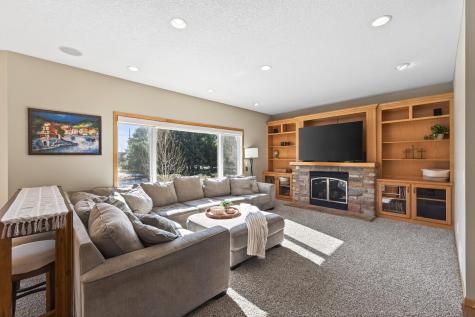 10320 Abbott Drive N Brooklyn Park MN 55443