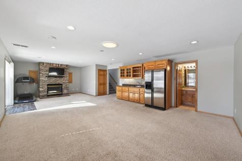 10320 Abbott Drive N Brooklyn Park MN 55443