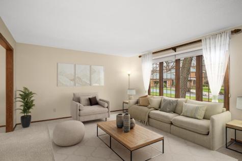 1592 Norwood Circle Eagan MN 55122