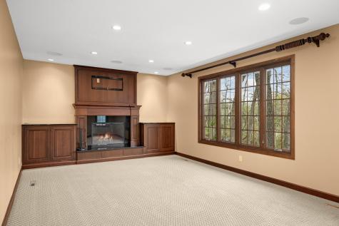 1592 Norwood Circle Eagan MN 55122