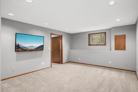 1592 Norwood Circle Eagan MN 55122
