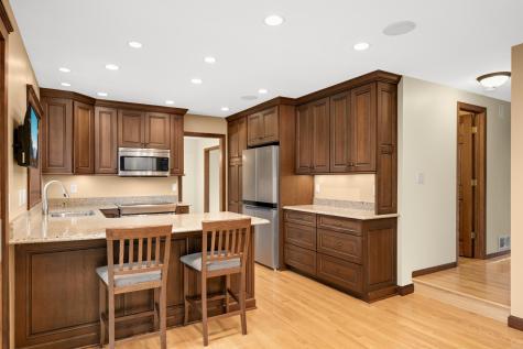 1592 Norwood Circle Eagan MN 55122