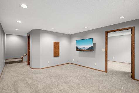 1592 Norwood Circle Eagan MN 55122