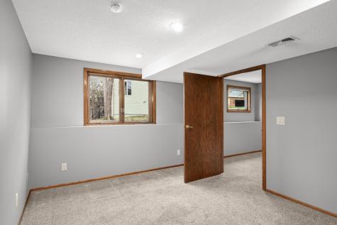 1592 Norwood Circle Eagan MN 55122