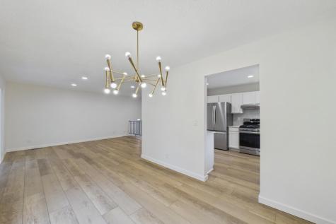 10460 Buckingham Drive Eden Prairie MN 55347