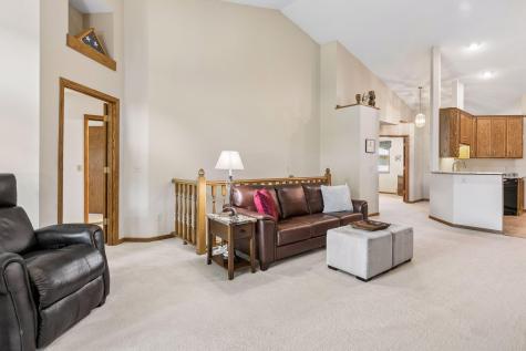 14397 Embassy Way Apple Valley MN 55124