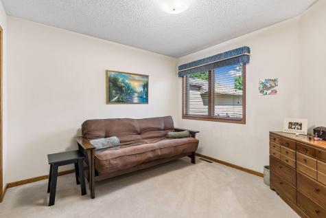 14397 Embassy Way Apple Valley MN 55124