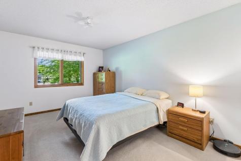 14397 Embassy Way Apple Valley MN 55124