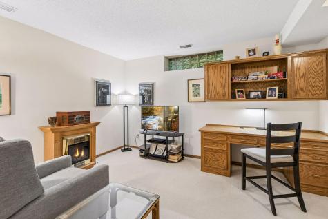 14397 Embassy Way Apple Valley MN 55124