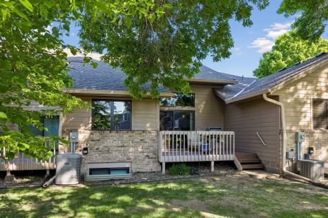 14397 Embassy Way Apple Valley MN 55124