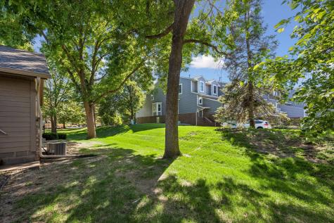 14397 Embassy Way Apple Valley MN 55124