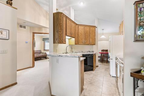 14397 Embassy Way Apple Valley MN 55124