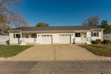 209 E Henry Street Le Roy MN 55951