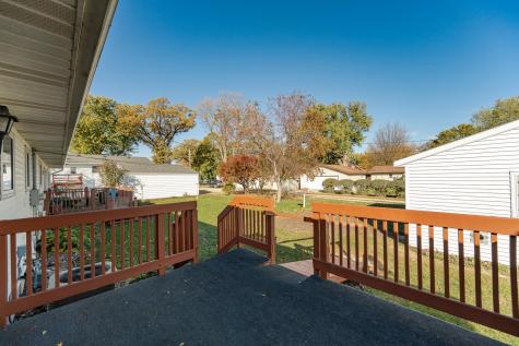 209 E Henry Street Le Roy MN 55951