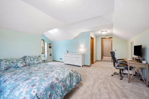 11303 Goose Lake Parkway Dayton MN 55369
