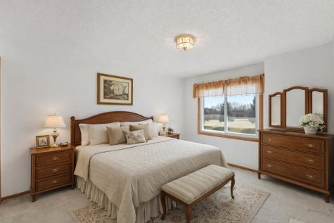 902 Evergreen Drive Burnsville MN 55337